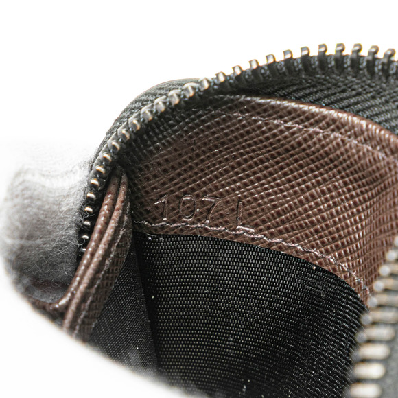 Pre-Loved Prada Saffiano Zip Coin Pouch - Picture 6 of 12